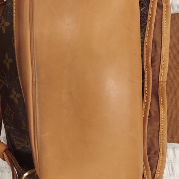 Louis Vuitton Backpack - Picture 14 of 16